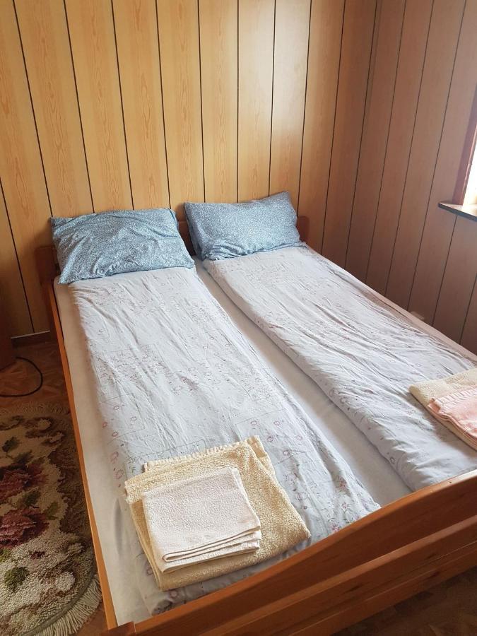 Hus Retro Διαμέρισμα Gryllefjord Εξωτερικό φωτογραφία